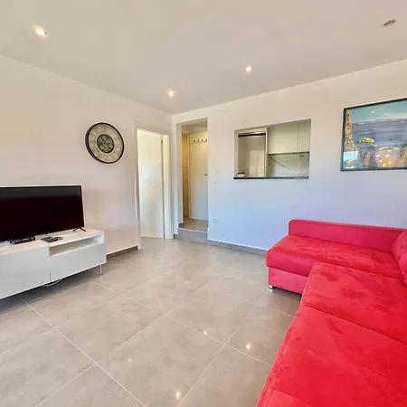 Apartment California